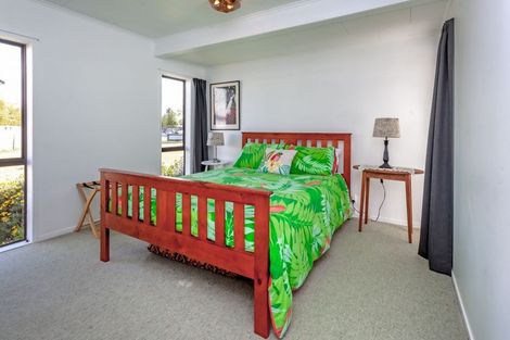 Photo of property in 1 Manaia Road, Tairua, 3508