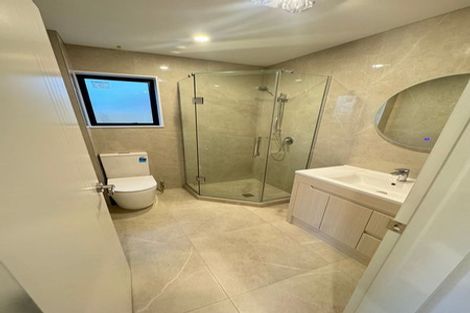 Photo of property in 8a Datura Place, Sunnynook, Auckland, 0620