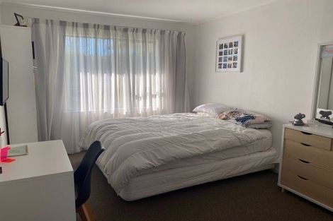 Photo of property in 14 Upham Street, Havelock North, 4130