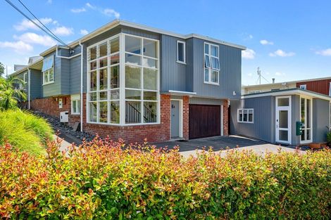 Photo of property in 6a Hauraki Road, Hauraki, Auckland, 0622