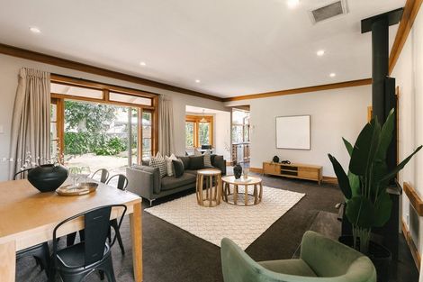 Photo of property in 23 Te Awe Awe Street, Hokowhitu, Palmerston North, 4410