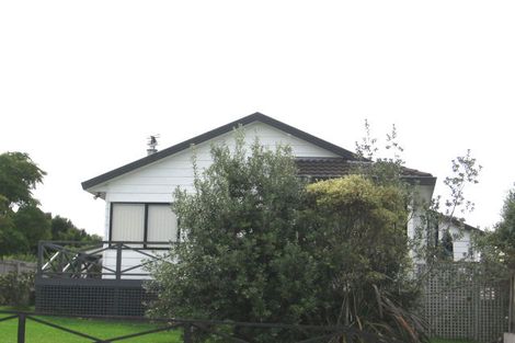 Photo of property in 22 Miriam Corban Heights, Henderson, Auckland, 0612