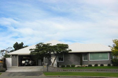 Photo of property in 6 Kumai Place, Sockburn, Christchurch, 8042
