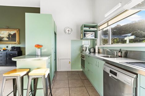 Photo of property in 19 Breton Grove, Kingston, Wellington, 6021