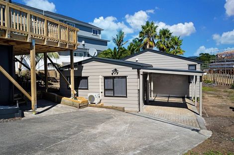 Photo of property in 65 Hetherington Road, Ranui, Auckland, 0612