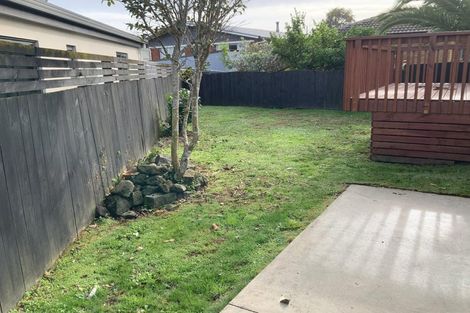 Photo of property in 49 Norcross Avenue, Henderson, Auckland, 0612