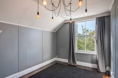 Photo of property in 6 Newman Terrace, Thorndon, Wellington, 6011