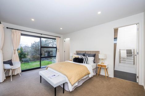 Photo of property in 12 Kentwood Place, Flagstaff, Hamilton, 3210