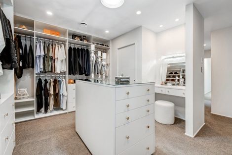 Photo of property in 18 Glengarry Avenue, Manly, Whangaparaoa, 0930