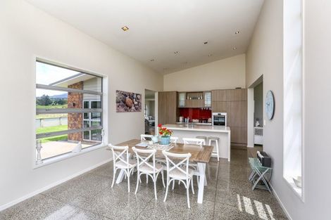 Photo of property in 1375 Carrington Road, Hurworth, New Plymouth, 4371