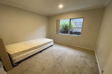 Photo of property in 18 Mural Place, Greenhithe, Auckland, 0632