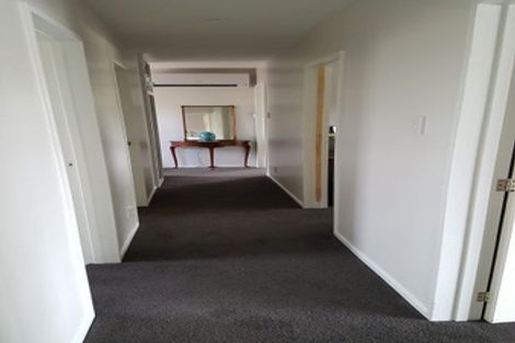 Photo of property in 4 Mallett Place, Halswell, Christchurch, 8025