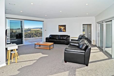 Photo of property in 25 Kayforce Road, Ocean View, Dunedin, 9035