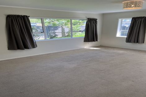 Photo of property in 3/16 Vivian Wilson Drive, Eastern Beach, Auckland, 2012