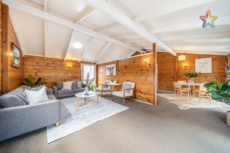 Photo of property in 8 Chestnut Grove, Maungaraki, Lower Hutt, 5010