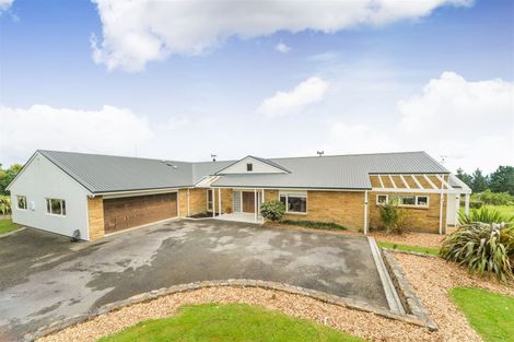 Photo of property in 333 Ngahere Park Road, Turitea, Palmerston North, 4472
