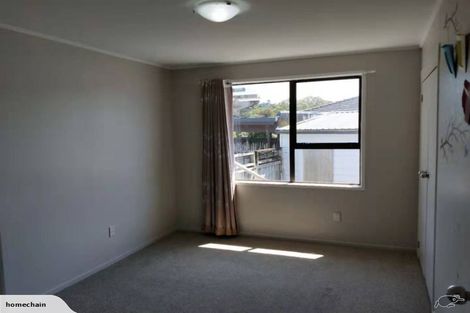 Photo of property in 29 Arodella Crescent, Ranui, Auckland, 0612