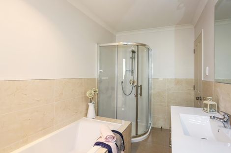 Photo of property in 21 Hua Place, Tuakau, 2121