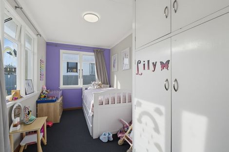 Photo of property in 15 Smitheram Street, Allenton, Ashburton, 7700