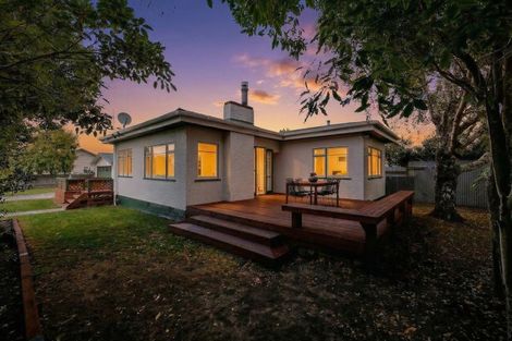 Photo of property in 14 Napier Road, Terrace End, Palmerston North, 4410