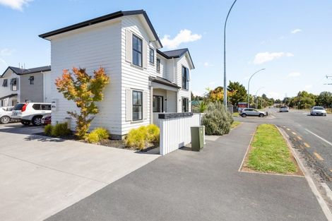 Photo of property in 1/135 Silverdale Road, Hillcrest, Hamilton, 3216