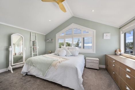 Photo of property in 51 Milford Road, Milford, Auckland, 0620