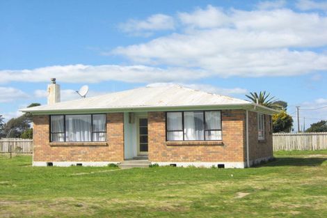 Photo of property in 17 Pollen Street, Matata, Whakatane, 3194