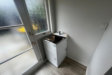 Photo of property in 1/18 Kashmir Road, Glen Eden, Auckland, 0602