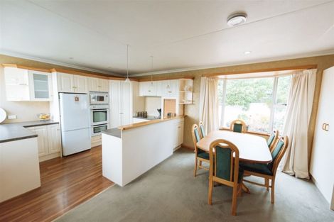 Photo of property in 75 Wilson Road, Balclutha, 9230