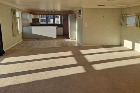 Photo of property in 28 Princess Street, Martinborough, 5711