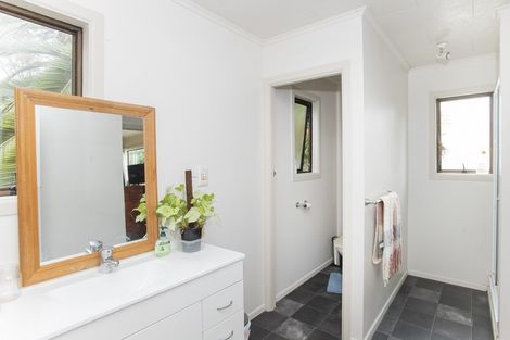 Photo of property in 6 Helyer Street, Ormond, Gisborne, 4071