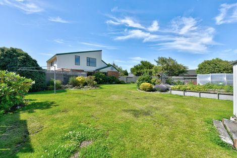 Photo of property in 9 Kerwood Place, Gore, 9710