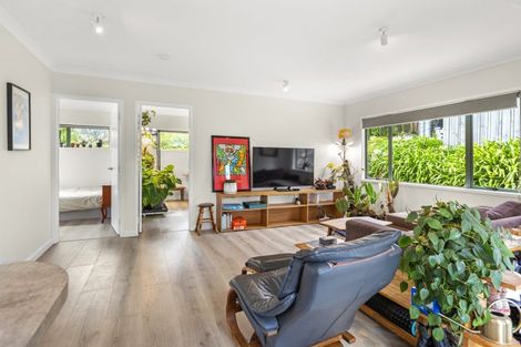 Photo of property in 6b Primrose Street, Raglan, 3225