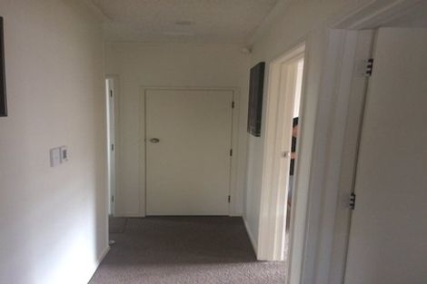 Photo of property in 2/43 Dale Crescent, Pakuranga, Auckland, 2010