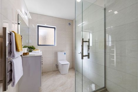 Photo of property in 16a Dalmeny Close, Murrays Bay, Auckland, 0630