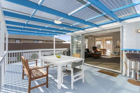 Photo of property in 118 Aberdeen Place, Whangamata, 3620