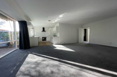 Photo of property in 1/427 Avonhead Road, Avonhead, Christchurch, 8042