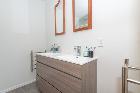 Photo of property in 28a Marlborough Street, Silverstream, Upper Hutt, 5019