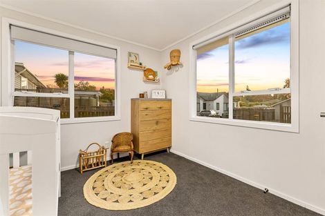Photo of property in 16 Tapu Road, Huapai, Kumeu, 0810