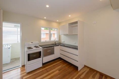 Photo of property in 3/28 Bute Road, Browns Bay, Auckland, 0630