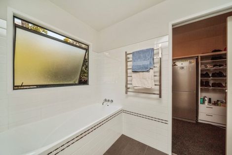 Photo of property in 13 Annandale Street, Lynmouth, New Plymouth, 4310