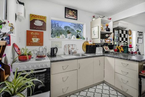 Photo of property in 15b Saxbys Road, Glenview, Hamilton, 3206