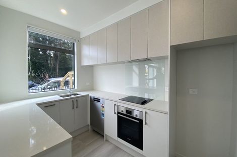 Photo of property in 2/2 Moor Avenue, Te Atatu Peninsula, Auckland, 0610