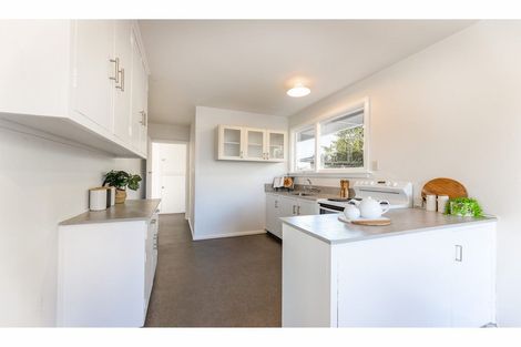 Photo of property in 6 Royalist Avenue, North New Brighton, Christchurch, 8083