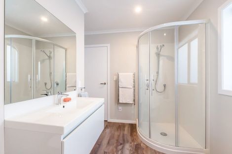 Photo of property in 39 Gallipoli Place, Paraparaumu, 5032