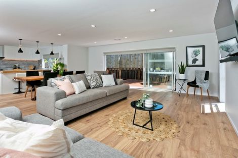 Photo of property in 29a Normanton Street, Glenfield, Auckland, 0629