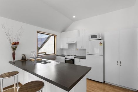 Photo of property in 2a Reavers Lane, Queenstown, 9300