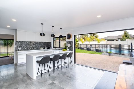 Photo of property in 20 Russell Robertson Drive, Havelock North, 4130