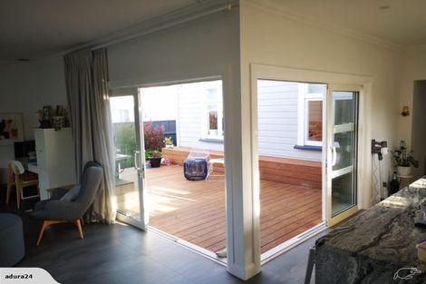 Photo of property in 52 Argentine Avenue, Miramar, Wellington, 6022