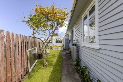 Photo of property in 380 Devon Street West, Lynmouth, New Plymouth, 4310